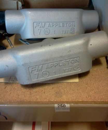 (2) NEW Appleton Electric T37 Conduit Body 1&#034; Grayloy-Iron FM7 Type T Outlets