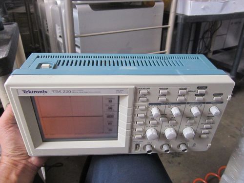 Tektronix TDS220  Digital Oscilloscope