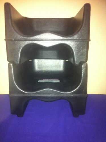 Cambro 200BC Dual Seat Booster Seat without Strap - Black - 2 Seats - WOW