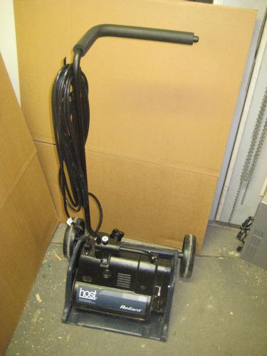HOST dry carpet cleaning extraction system RELIANT T5, later model, works great!