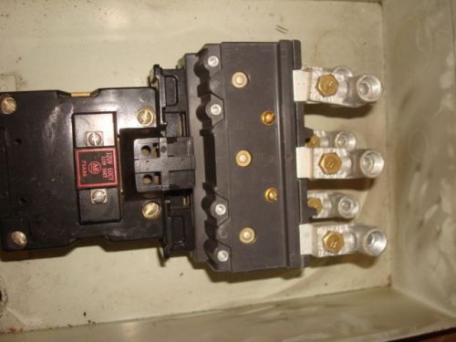 ALLEN BRADLEY 702L-DAD93   3 POLE 100 AMP LIGHTING CONTACTOR ,120V COIL