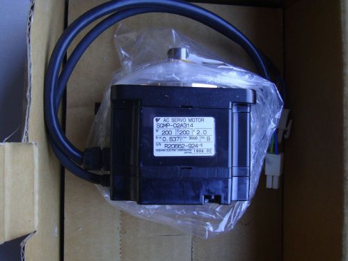 YASKAWA AC SERVO MOTOR, 200W, 200V, 2.0A, SGMP-02A314. NEW-OLD STOCK