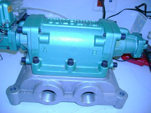 Numatics solenoid valve, model 10JSPAD4.