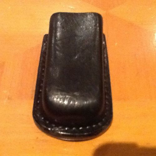 Magazine pouches - Belack Leather - Don Hume - good condition BER 96 DB