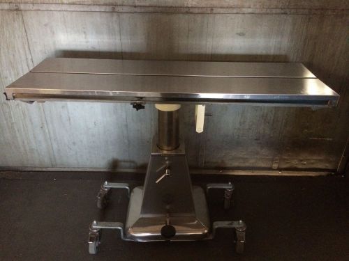 SHOR-LINE V TOP VETERINARY SS SURGICAL TABLE W/ FOOT PEDAL