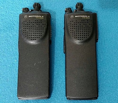 Lot of 2 Motorola XTS3000R H09UCC9PW5BN 800mhz Digital Portable Radios