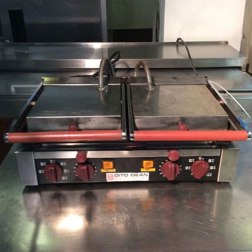 The King of Panini Grills, Two Separate Grills, Dito Dean, 220v, Timer, 570 degr