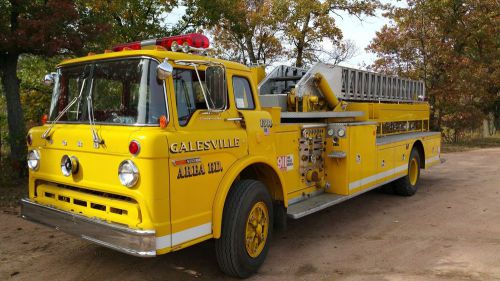 1975 Ford c900 Fire Fighting Pirsch 75&#039; Aluminum Ladder Truck pump lights 534