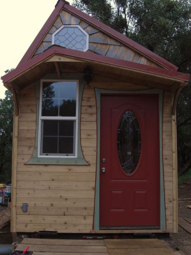 Luxury on/off grid tiny house on wheels - petite chateaus for sale