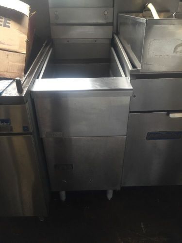 Pitco sg14-s fryer used for sale