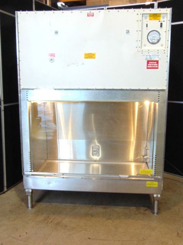The baker company vbm-400 biological safety cabinet/hood 53&#034;x31&#034;x74&#034; s1613 for sale