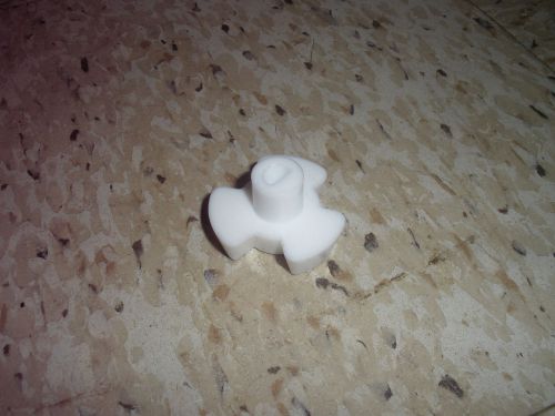 GE WB06X10658 Turntable Coupler