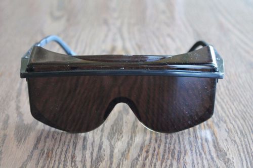 Uvex Astrospec 3000 Black Safety Glasses Z87 EUC