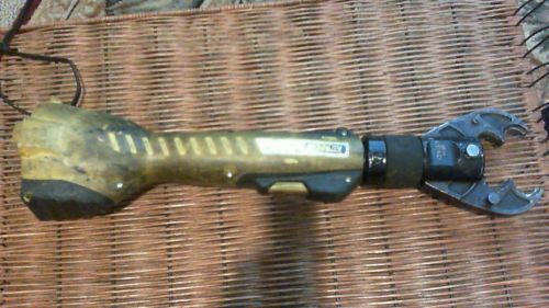 Stanley hydraulic 6 ton cordless 14.4v crimper tool bc06 for parts for sale
