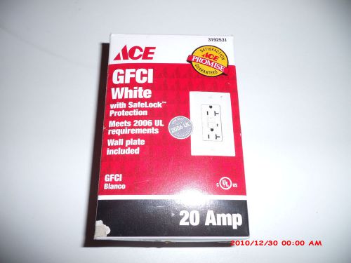 20 Amp GFCI Outlet Receptacle White W/Light