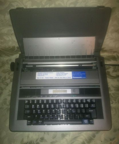 PANASONIC Electric Typewriter R530 Accu Spell Quick Erase LCD Old School
