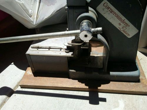 Lassco Wizer CR-60 Cornerounder Corner Cutter Rounder for Signs - Made in USA!