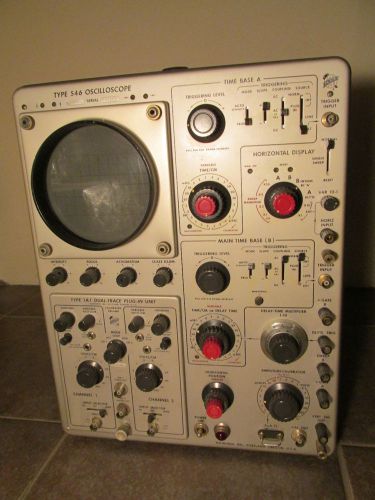Tektronix  546 Oscilloscope  w/ 1A1     Clean Inside &amp; Out    Includes Manual