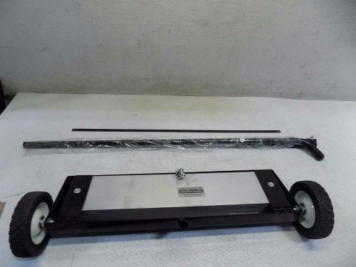 24&#034; heavy duty magnetic sweeper with release for sale
