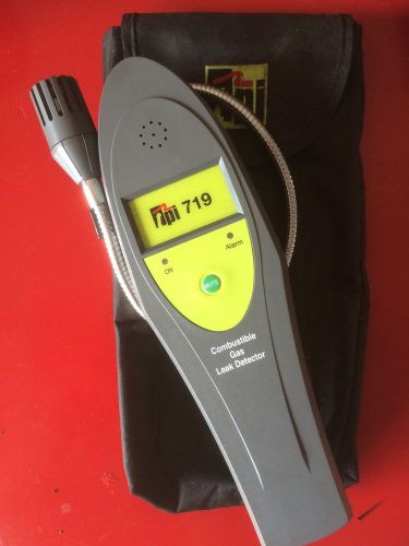 TPI Combustible Gas Leak Detector Model 719