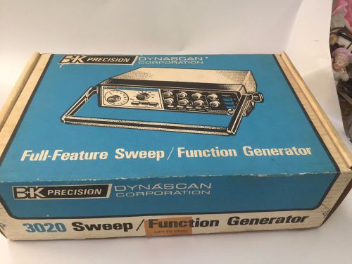 BK Precision Dynascan 3020 Sweep/Function Generator with box!