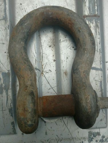 17 T Crosby shackle
