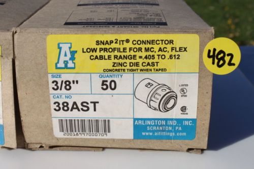 Lot of (89) ARLINGTON 38AST 3/8&#034; Snap2it Connector w/Insulated Throat  Lot 482