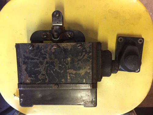 Wico PR Hot Magneto High Tension  Single Cylinder Hit Miss Engine