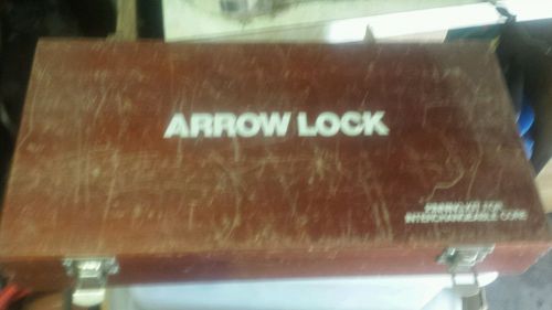 Arrow Lock SFIC Wood pin box no pins box only