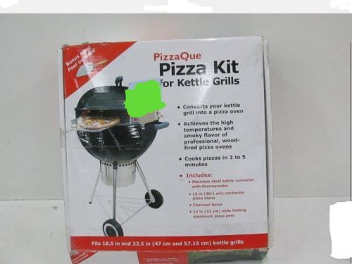 PizzaQue Deluxe Kettle Grill Pizza Kit for 18&#034; &amp; 22.5&#034; Kettle Grills PC7001