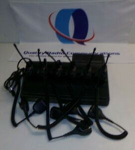 Lot of 6 Motorola HT1250 403-470 MHz UHF Two Way Radio AAH25RDF9AA5AN w Six Bank