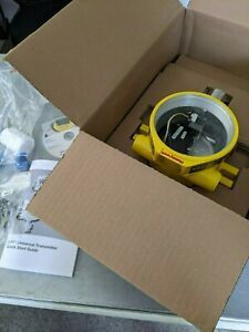NEW HONEYWELL XNX-UTAE-MNNNN UNIVERSAL GAS DETECTION  TRANSMITTER