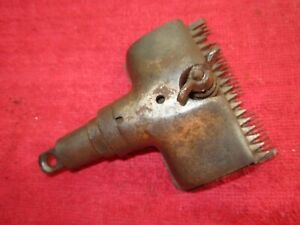 ANTIQUE 1915 CHICAGO FLEXIBLE SHAFT Co. No.361 SHEEP SHEARS CLIPPERS HEAD TOOL