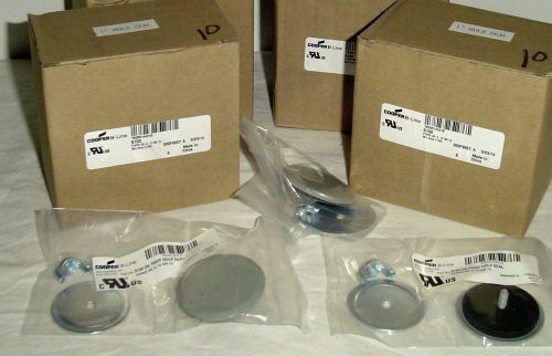 NEW~Lot of/QTY (5) Cooper B-Line S100  Oil-Tight Hole Plug Seals 1- inch