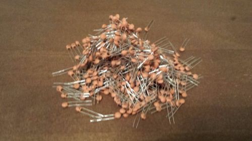 NEW In ESD Packaging 500 pcs 40 pF 50V Ceramic Capacitor New Fast Shipping