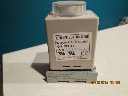ACI  8611A240 8-Pin Multi-Voltage On Delay Timer 250 VAC 30 /VDC W/ BASE  (used)