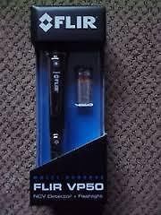 Flir VP50 Non Contact Voltage Detecor and Flashlight NIB
