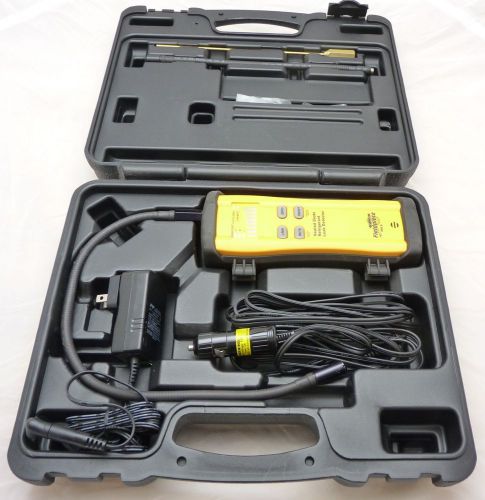 Fieldpiece  heated diode refrigerant leak detector model # srl8 with case for sale
