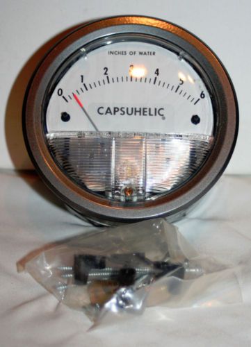 0-6&#034; H2O  Dwyer Capsuhelic Pressure Gauge  Model 4006-ST  NEW