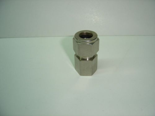 SWAGELOK SS-810-7-4 FEMALE CONNECTOR 1/2&#034; OD TUBE  X 1/4&#034; FEMALE NPT NEW NO BOX