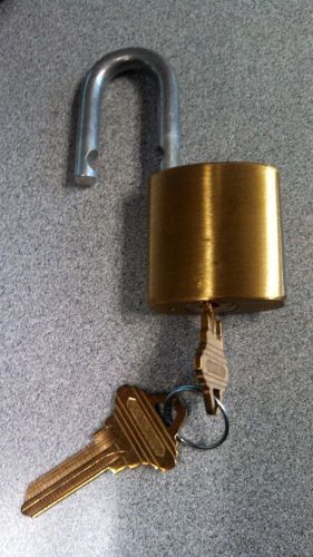 Locksmiths nos almont alm 112-30 rekeyable padlock sc1 keyway o-bitt for sale