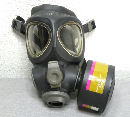 Scott m95 full respirator gas mask swat military police army marines prepper for sale