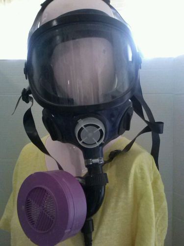 REDUCED!!Willson Gas Mask with  accessories and 11 Niosh r53 filters