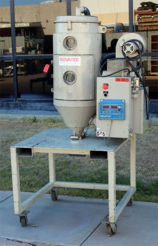 Novatec mdm-25 desiccant dryer with mcd-2000 controller and hopper for sale