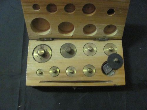 VINTAGE BRASS SCALE WEIGHTS SET OF 10 200mg-50g WITH FRACTORAL