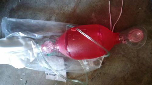 Adult smart bag mo disposable bag-valve-mask resuscitator for sale