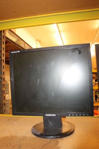 Samsung SyncMaster 740B 17&#034; LCD Monitor