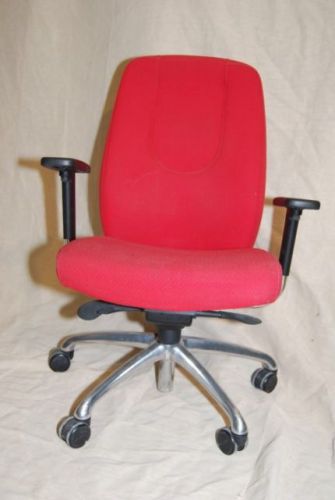 Boss design red task chair for sale