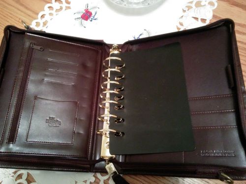 Franklin Quest Covey ** Leather Zipper Planner/Binder Organizer 7 Ring (1.5 in.)