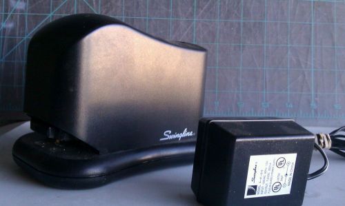 SWINGLINE ELECTRIC OR BATTERY DESKTOP STAPLER-MODEL 211XX